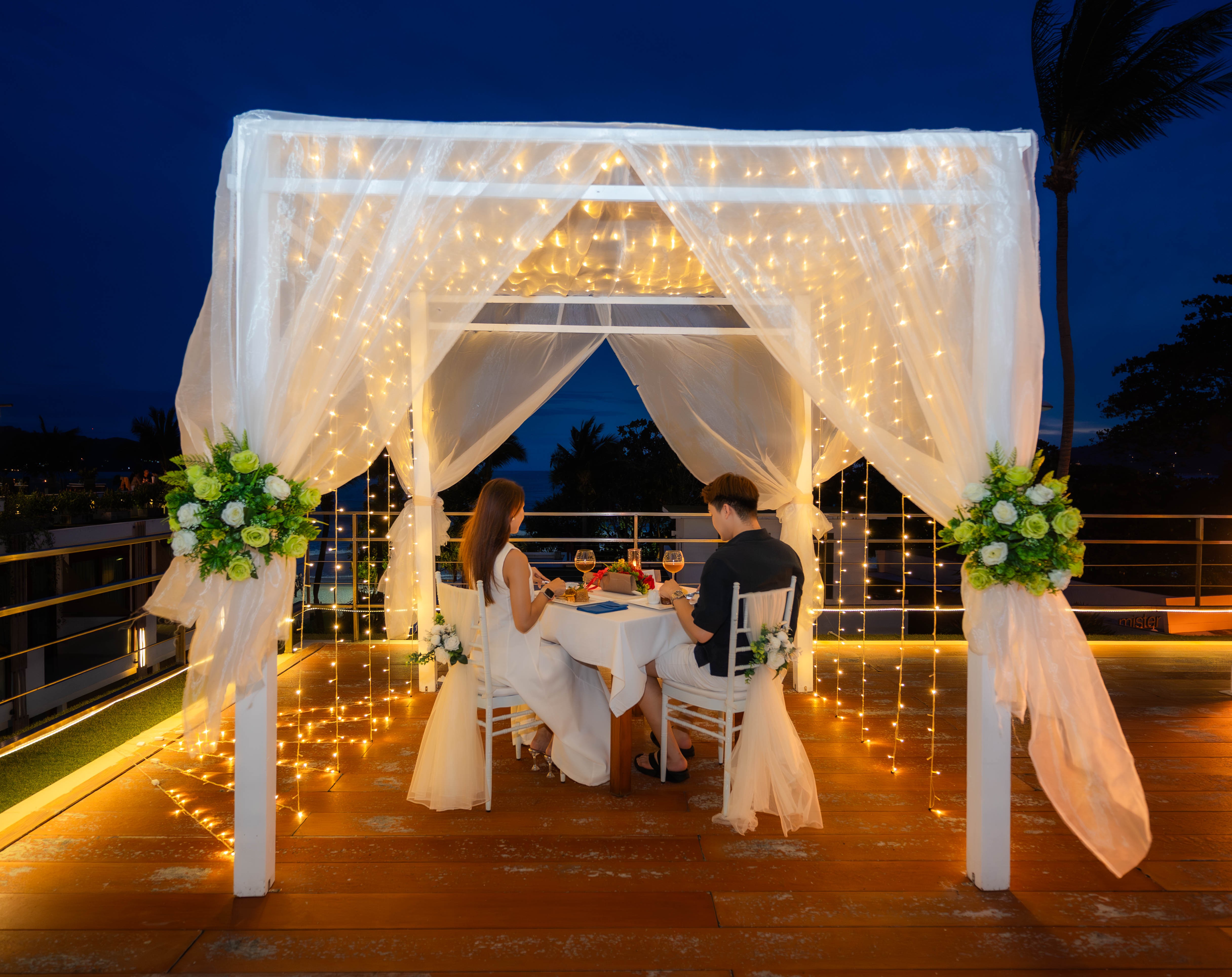 Romantic Dinner at Veranda @ La Flora Resort Patong