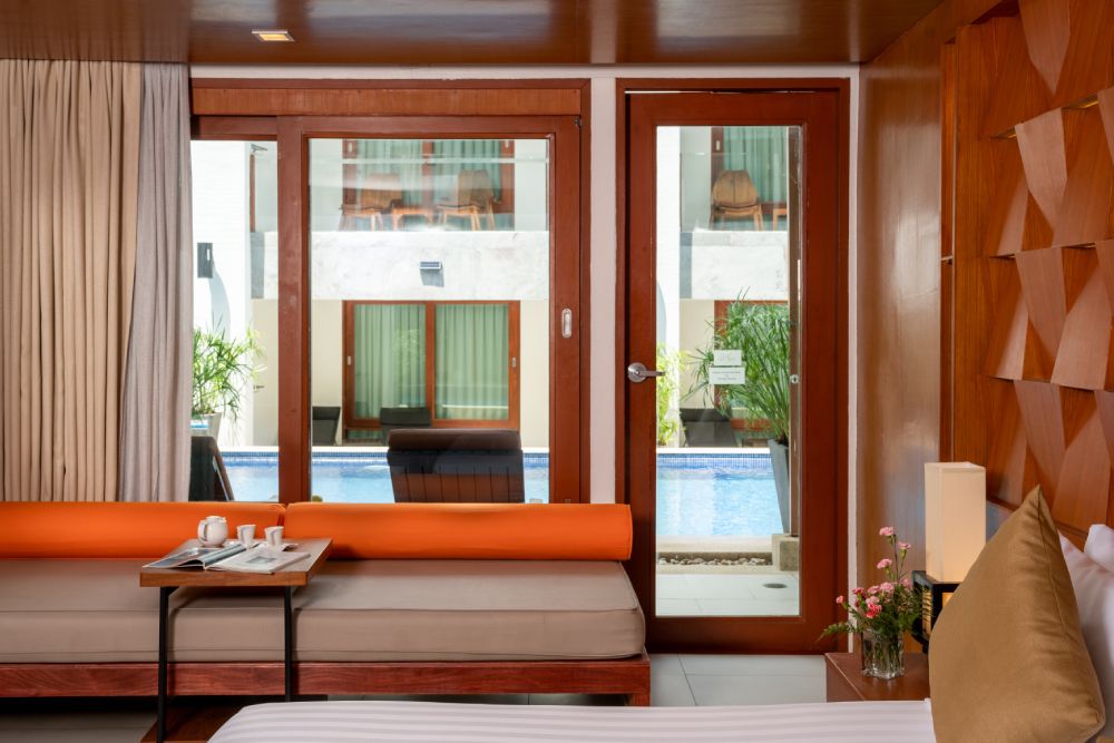 La Flora Resort Patong Phuket Deluxe Pool Access