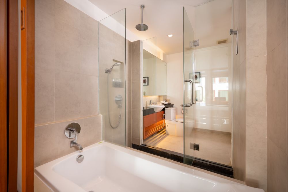 La Flora Resort Patong Phuket Deluxe Pool Access